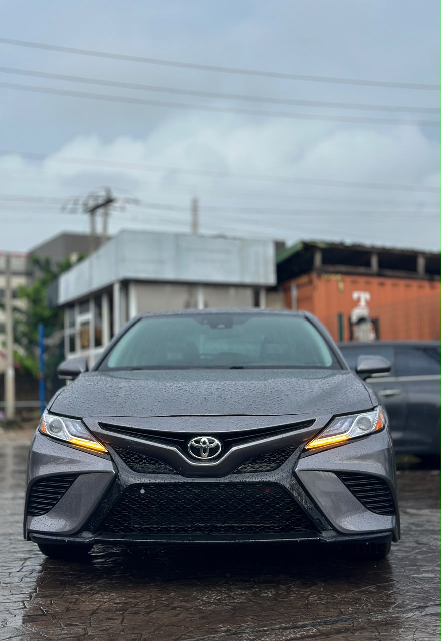 Toyota Camry XSE